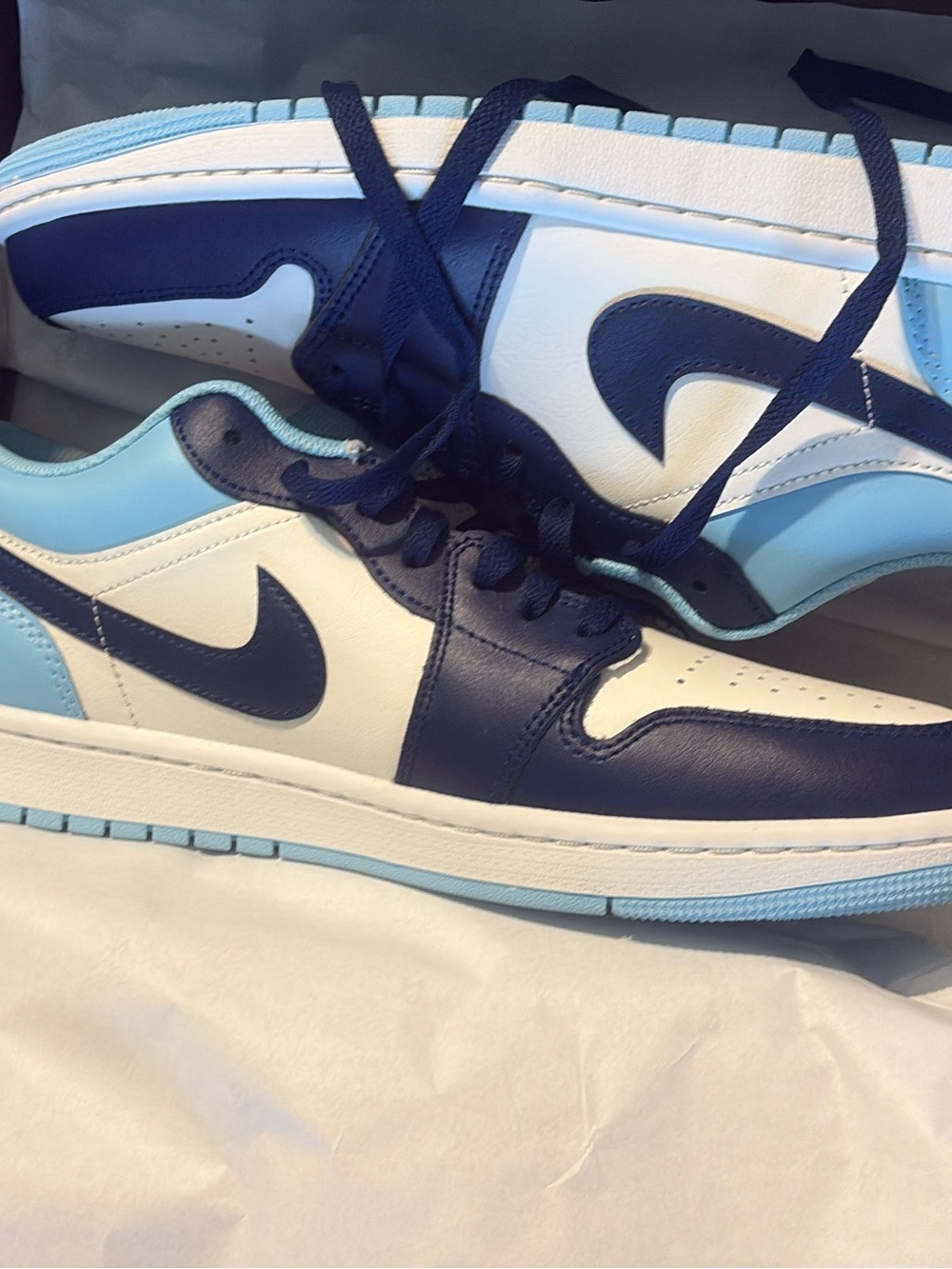 Jordan Men’s Low-Top Sneakers - Navy/Light Blue/White